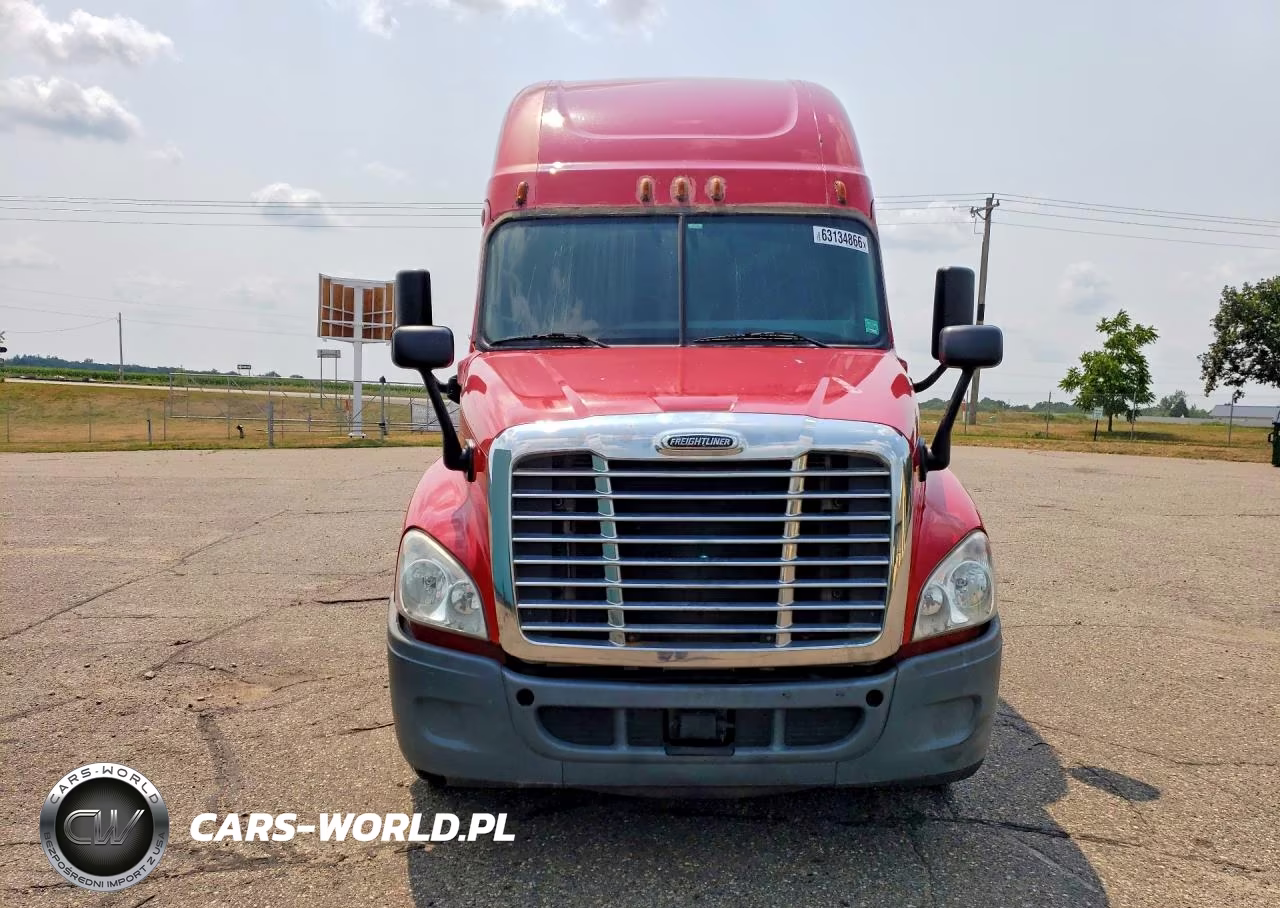 2015 Freightliner Cascadia 125 VIN:3AKJGLD59FSGB3759 - 5