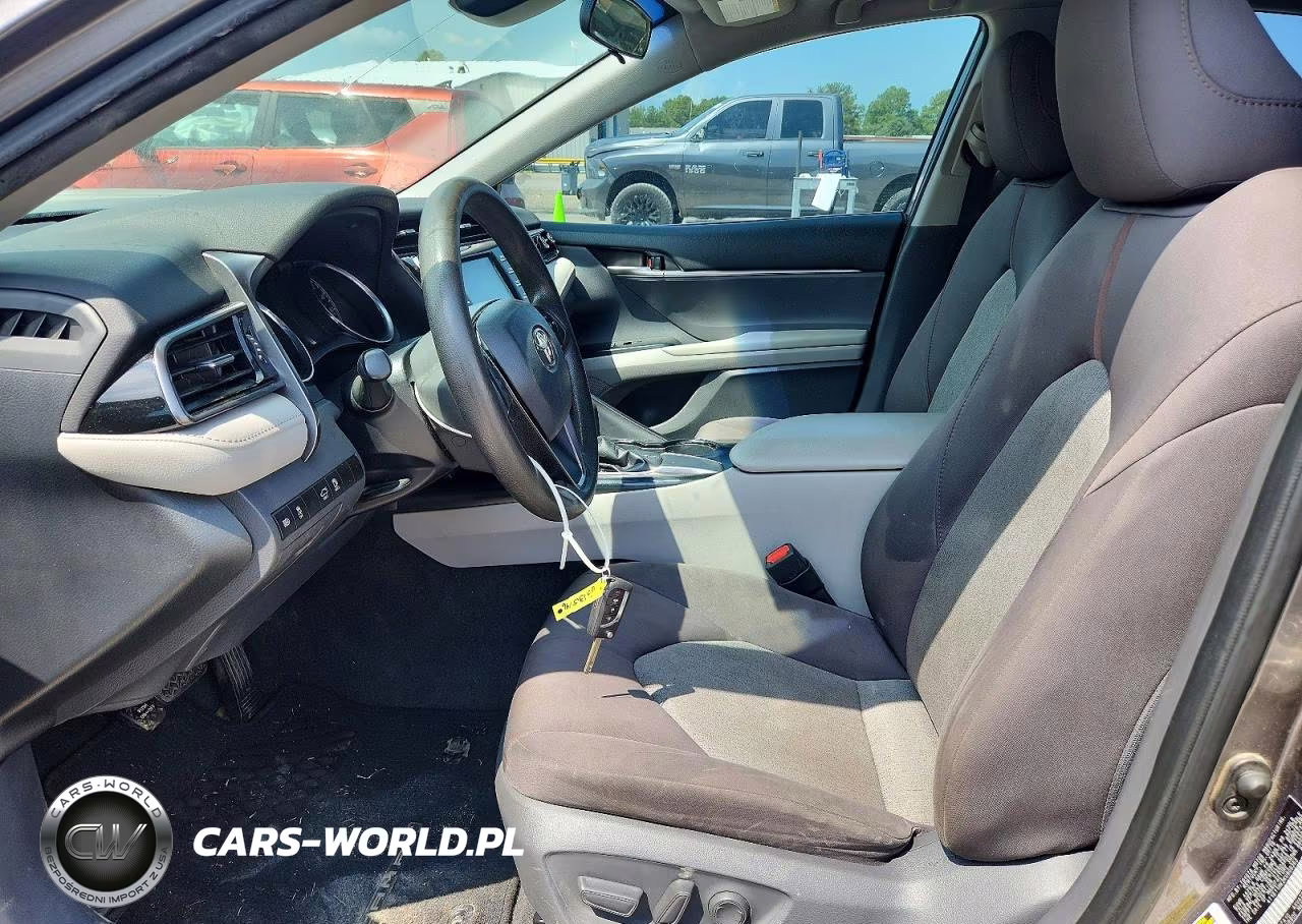 2019 Toyota Camry VIN:4T1B11HK2KU809363 - 7