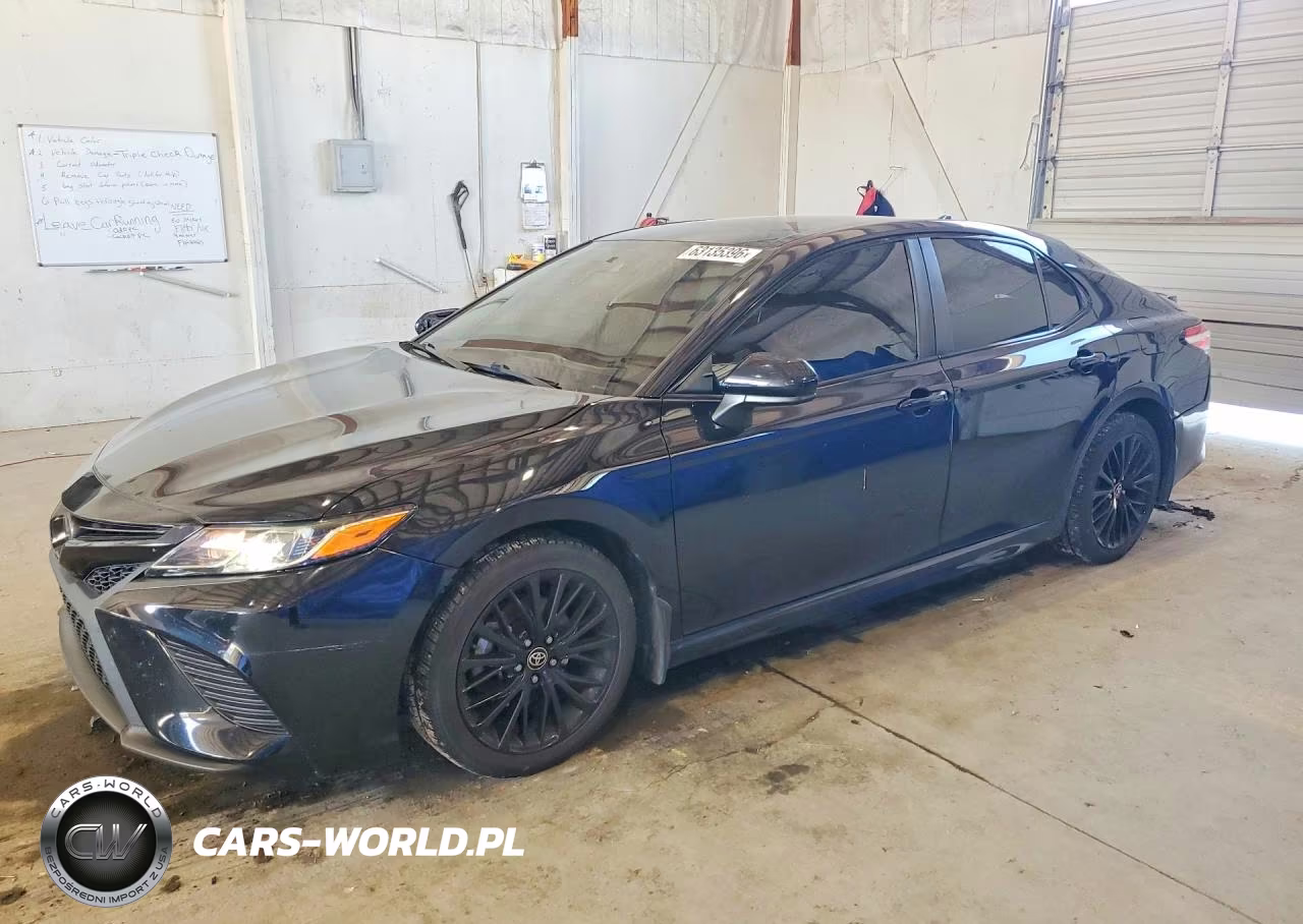 2020 Toyota Camry Se Nightshade