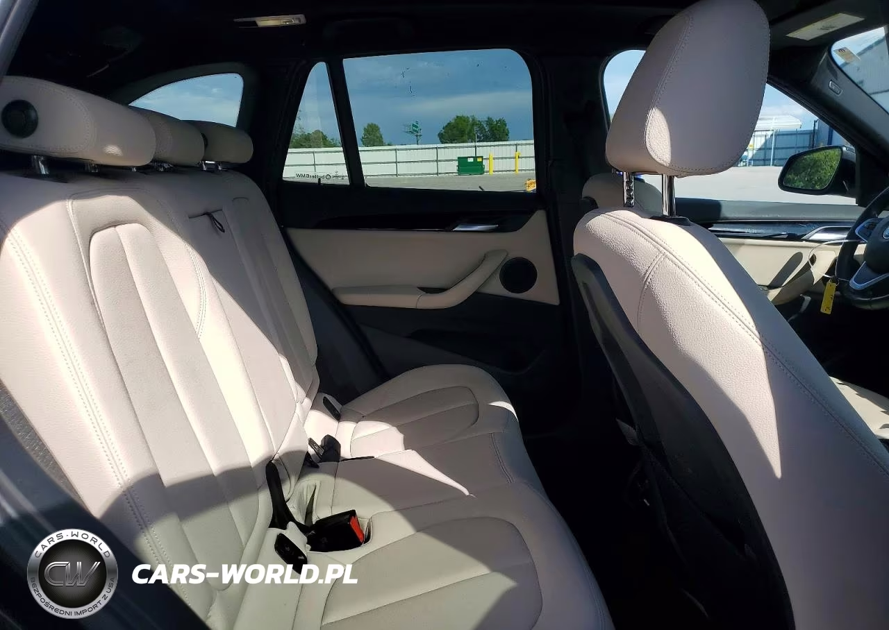 2021 BMW X1 xDrive28I VIN:WBXJG9C04M3M74430 - 11