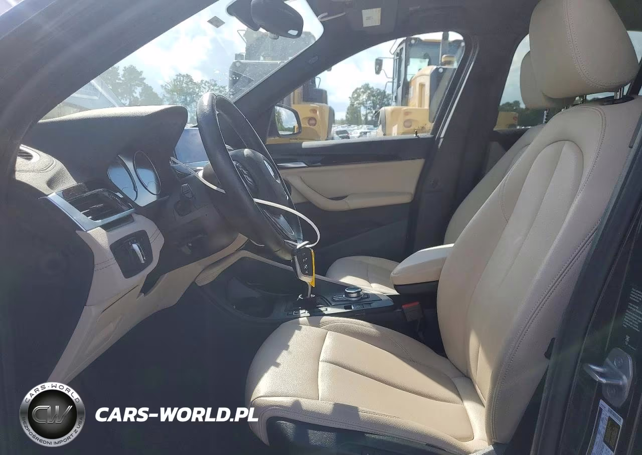 2021 BMW X1 xDrive28I VIN:WBXJG9C04M3M74430 - 7