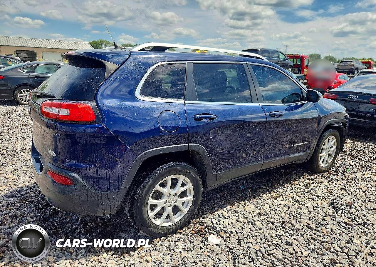 2014 Jeep Cherokee Latitude VIN:1C4PJMCS9EW145364 - 3