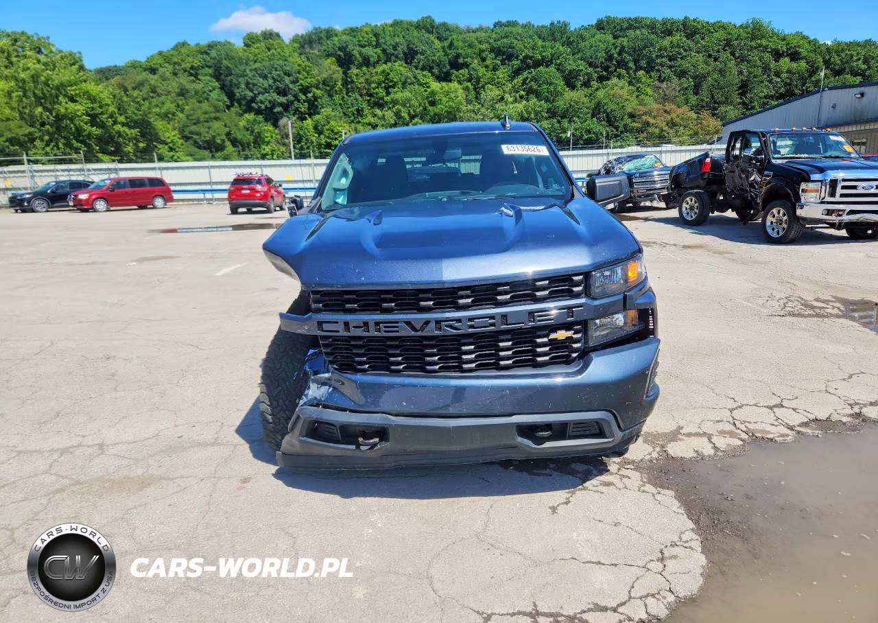 2020 Chevrolet Silverado K1500 Custom VIN:1GCRYBEH3LZ285464 - 5