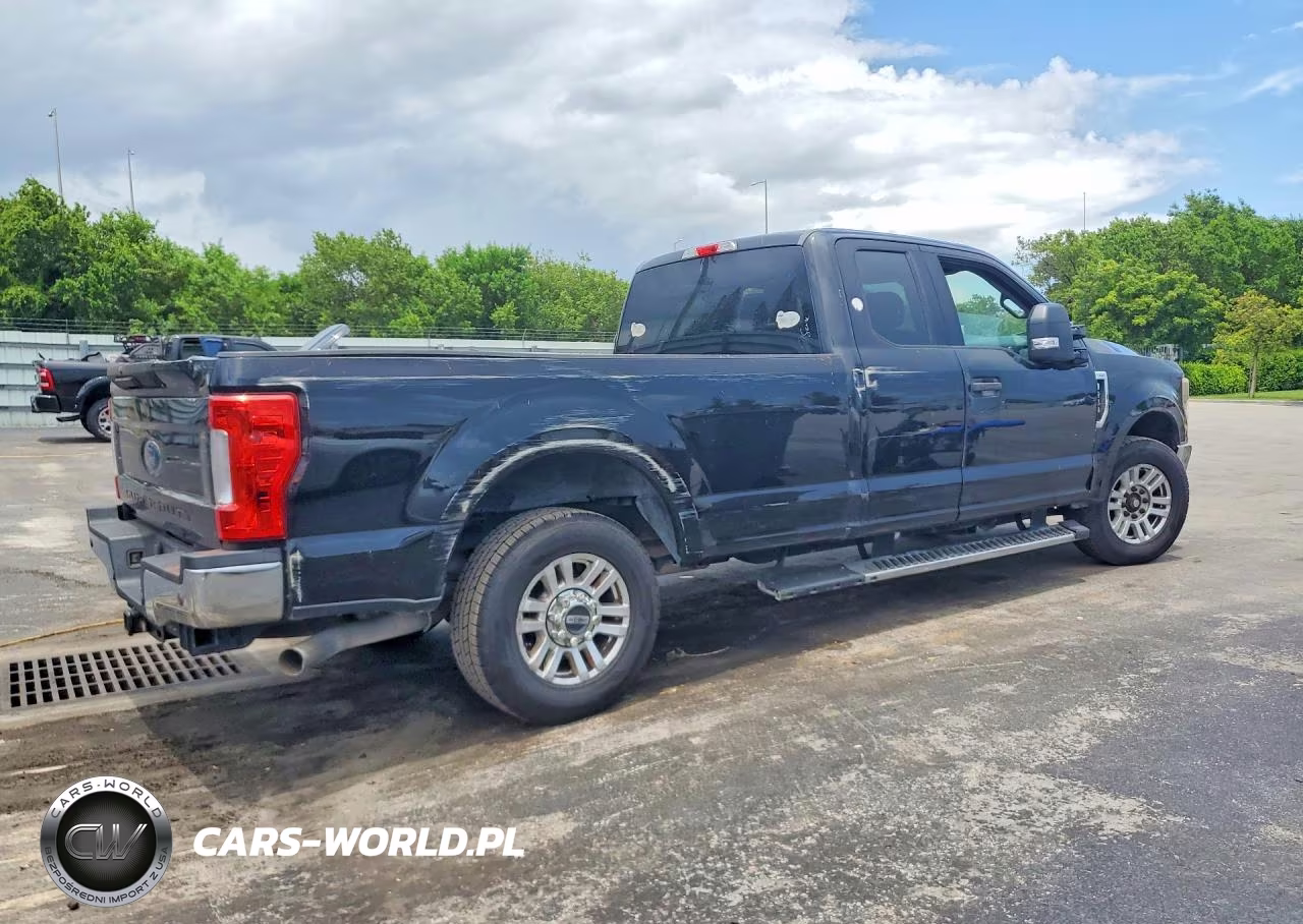 2019 Ford F250 Super Duty VIN:1FT7X2A69KEE18474 - 3