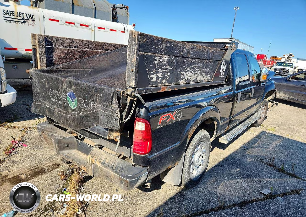 2014 Ford F250 Super Duty VIN:1FT7W2B69EEA28562 - 3