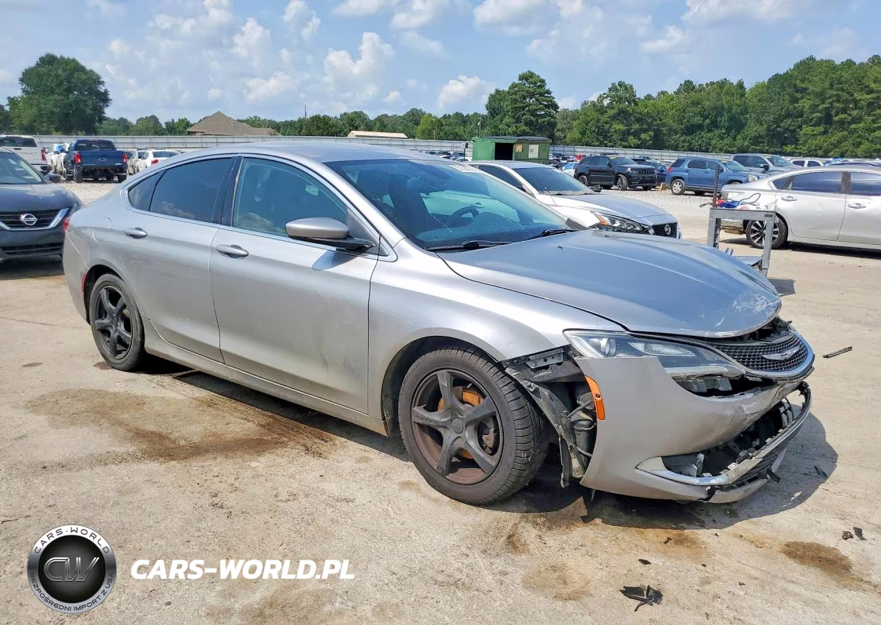 2015 Chrysler 200 Limited VIN:1C3CCCAB0FN628615 - 4