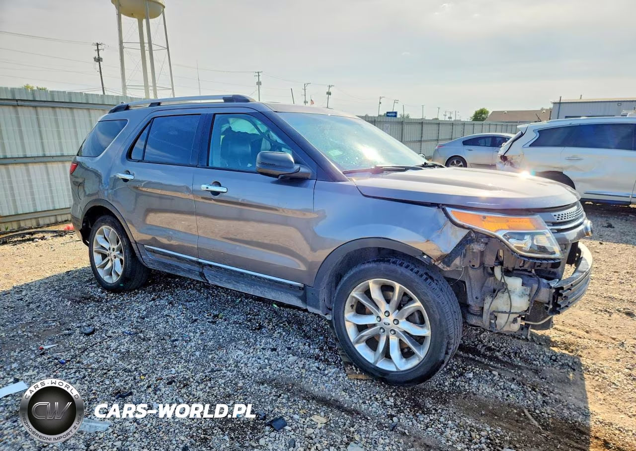 2014 Ford Explorer Limited VIN:1FM5K8F8XEGB42684 - 4