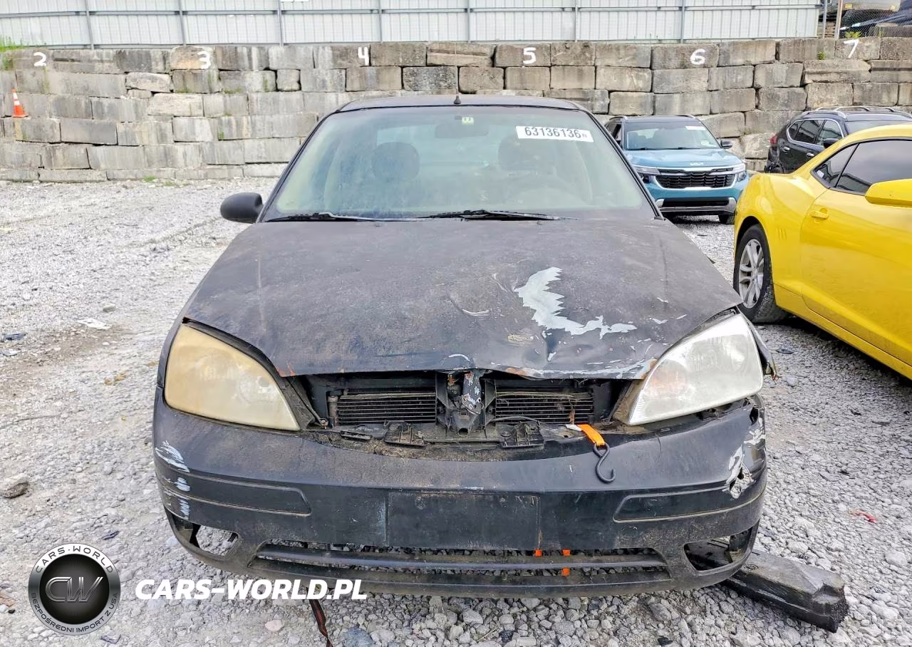 2005 Ford Focus Zx4 VIN:1FAFP34N35W211104 - 5