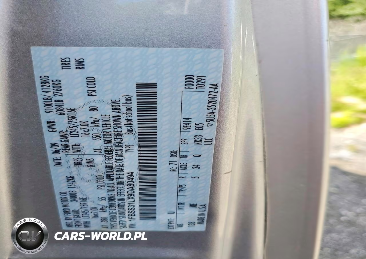 2009 Ford Econoline E350 Super Duty Wagon VIN:1FBSS31LX9DA80494 - 13
