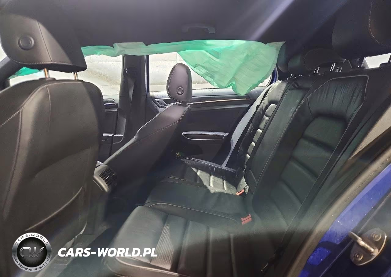 2018 Volkswagen Golf R VIN:WVWWF7AU3JW204163 - 10