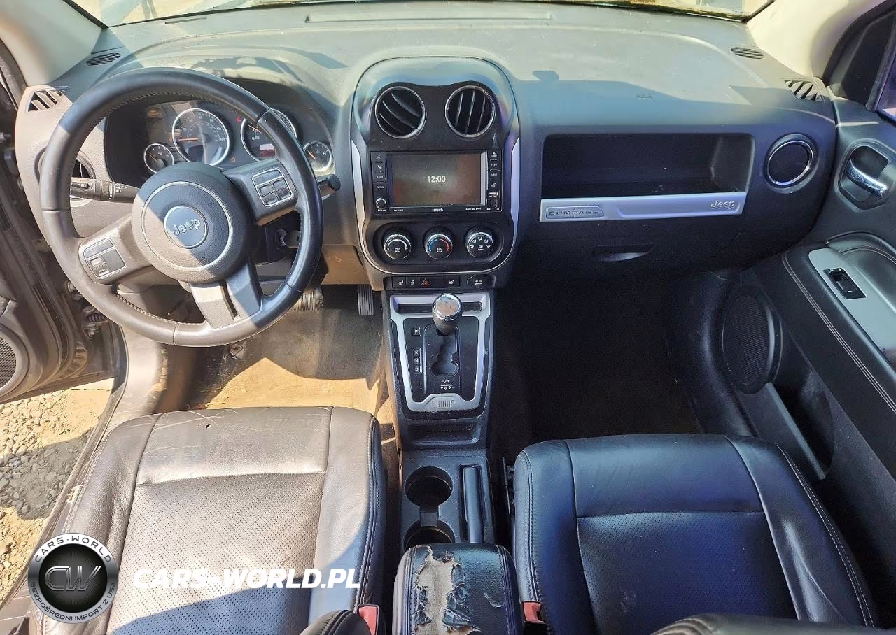 2014 Jeep Compass Latitude VIN:1C4NJCEA6ED887626 - 8