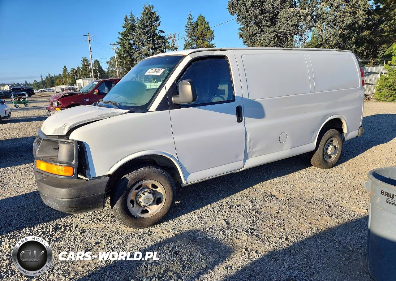 2004 Chevrolet Express 2500 Delivery Van