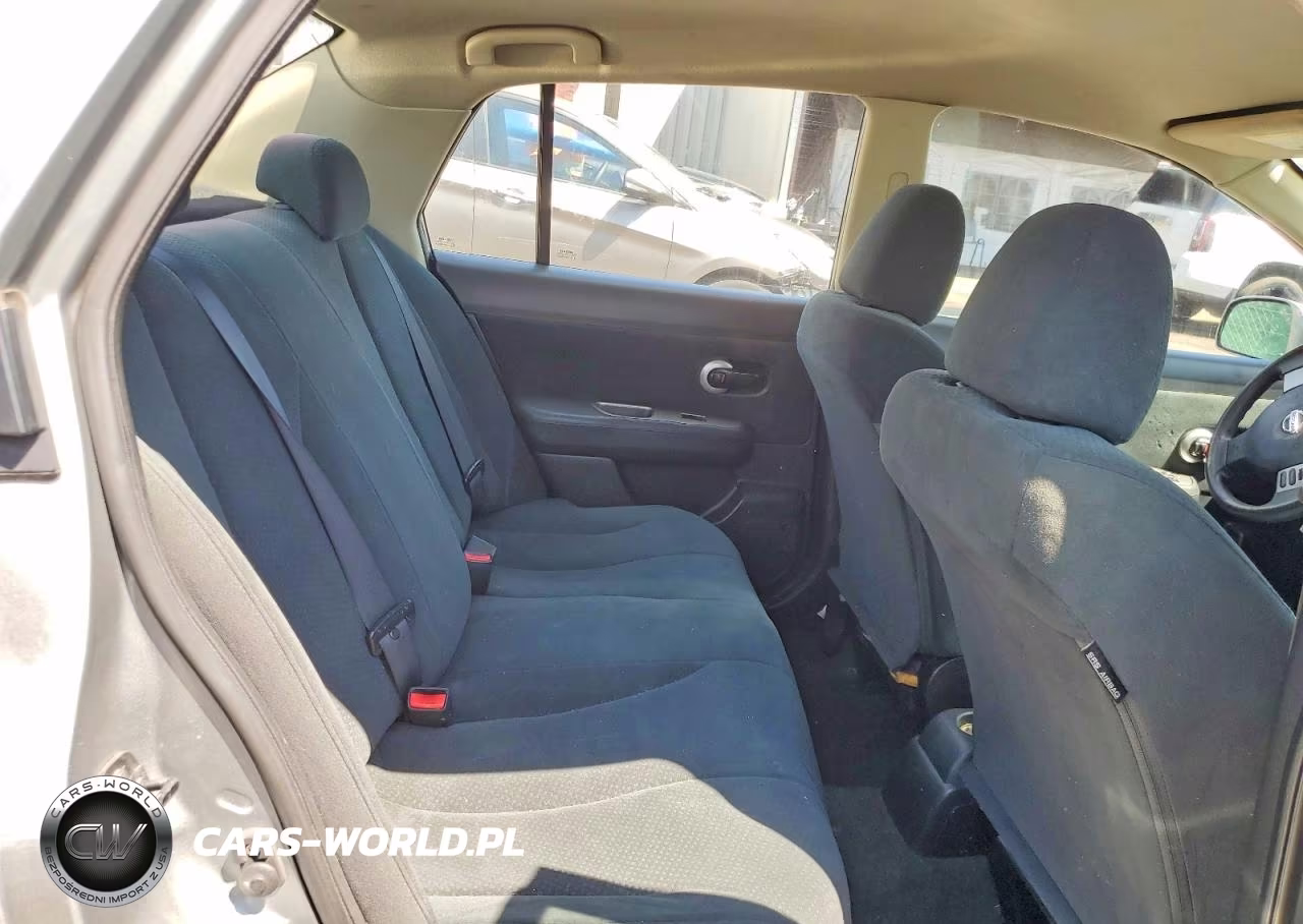 2010 Nissan Versa 1.8 S VIN:3N1BC1APXAL403914 - 10