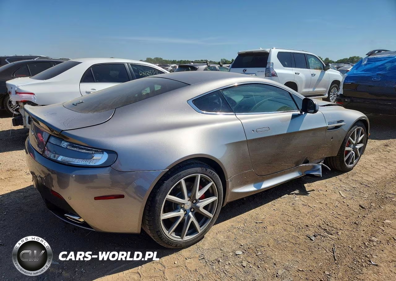 2013 Aston Martin V8 Vantage VIN:SCFEKBAK5DGC17363 - 3