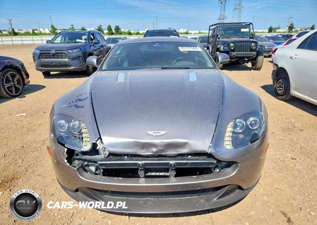 2013 Aston Martin V8 Vantage VIN:SCFEKBAK5DGC17363 - 5