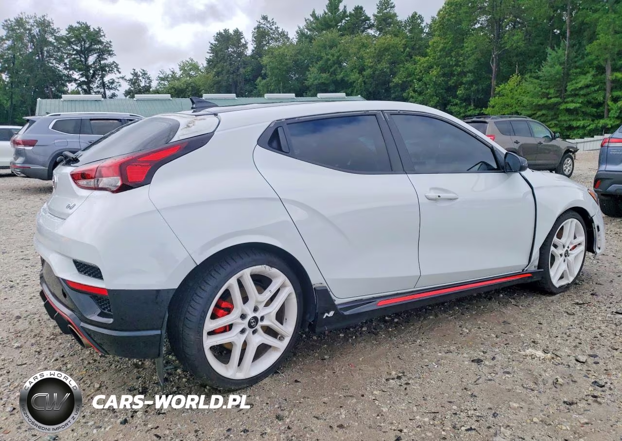 2020 Hyundai Veloster N Base VIN:KMHT36AHXLU007705 - 3