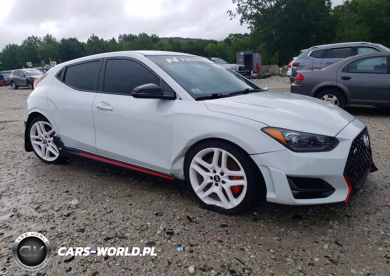 2020 Hyundai Veloster N Base VIN:KMHT36AHXLU007705 - 4
