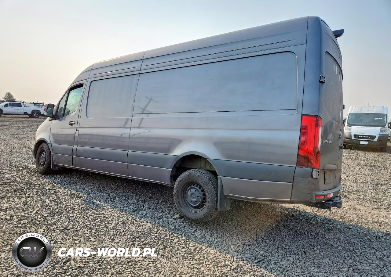 2024 Mercedes-Benz Sprinter 2500 Delivery Van VIN:W1Y4NCHY4RT185627 - 2