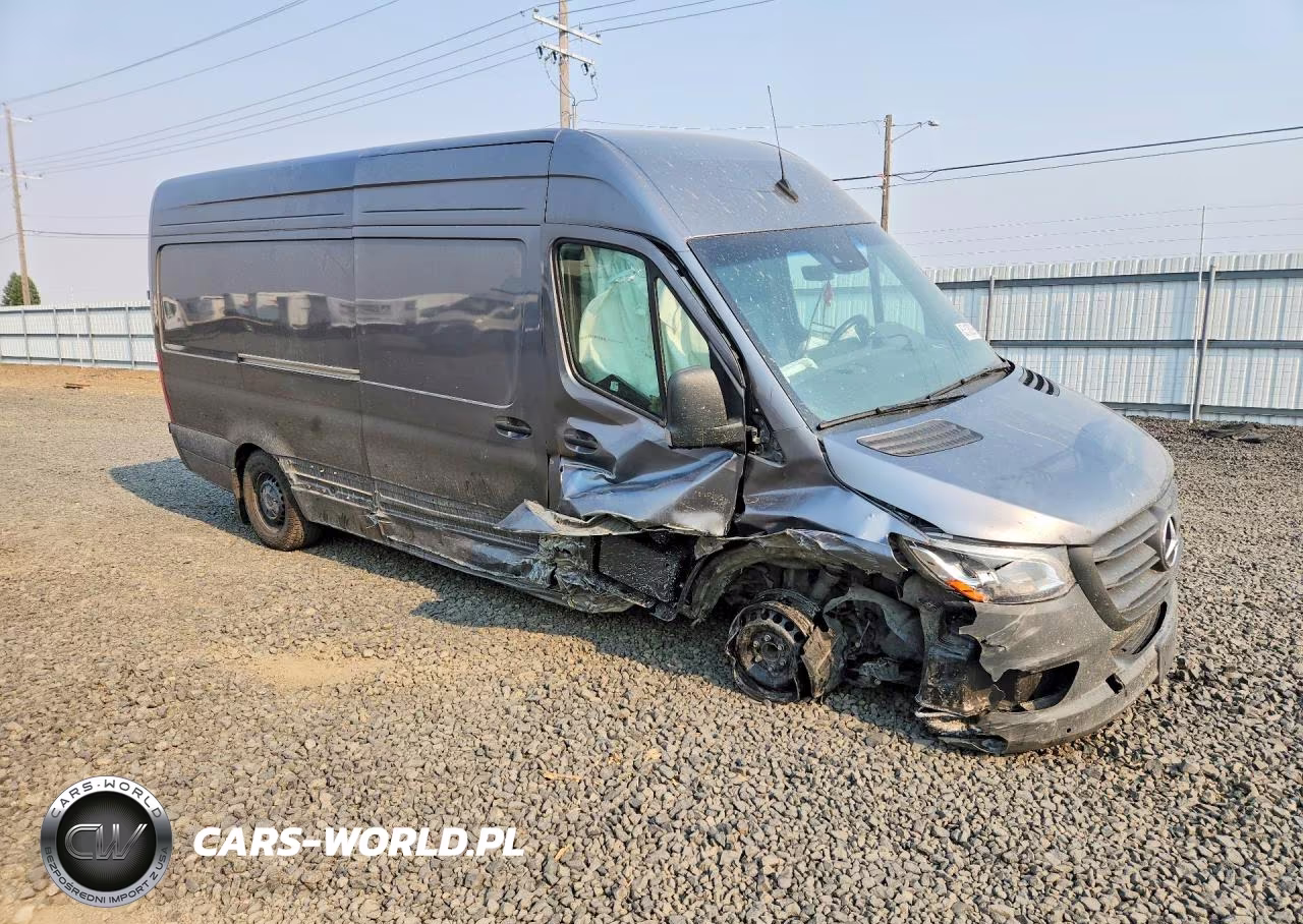 2024 Mercedes-Benz Sprinter 2500 Delivery Van VIN:W1Y4NCHY4RT185627 - 4
