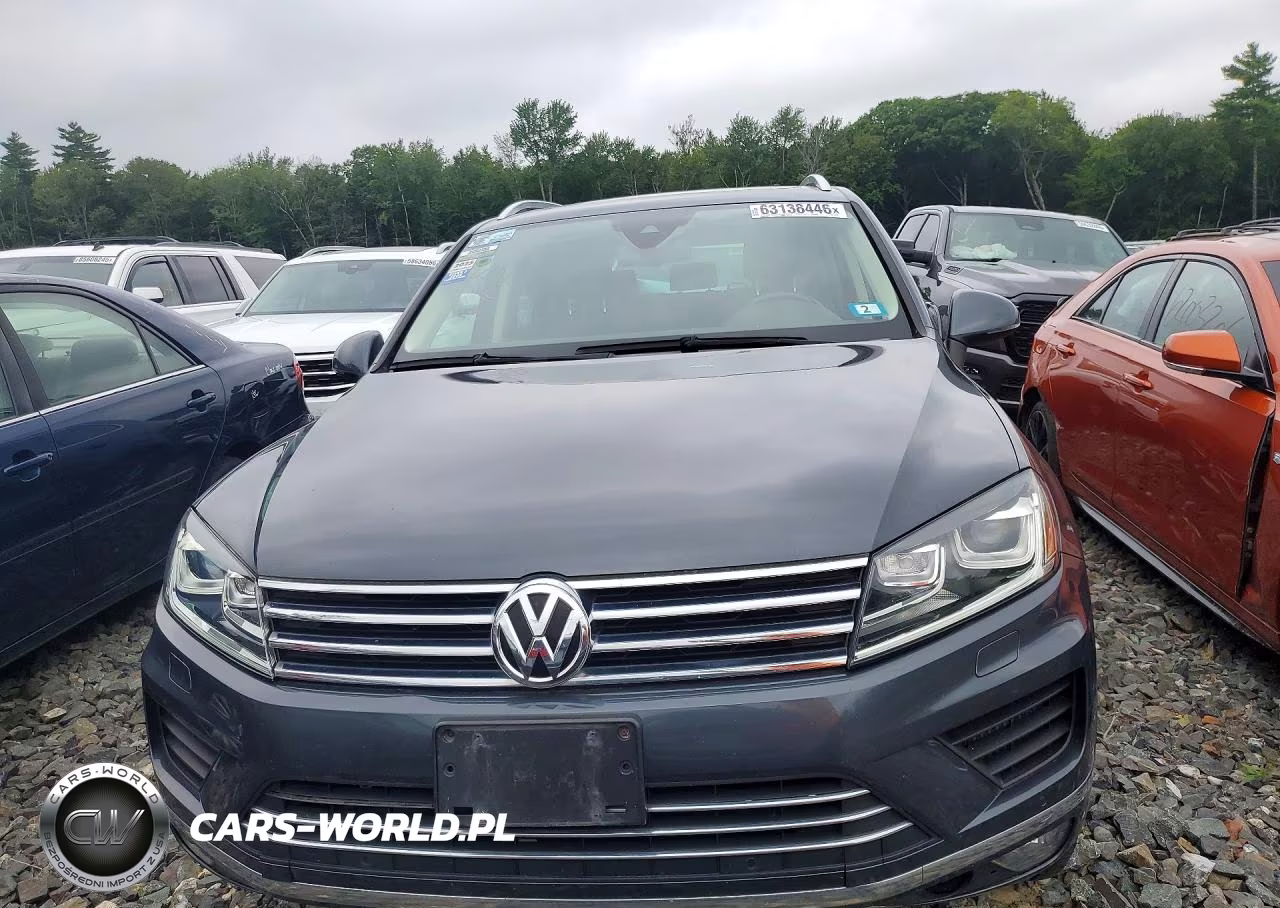 2016 Volkswagen Touareg Tdi VIN:WVGEP9BP0GD001972 - 5