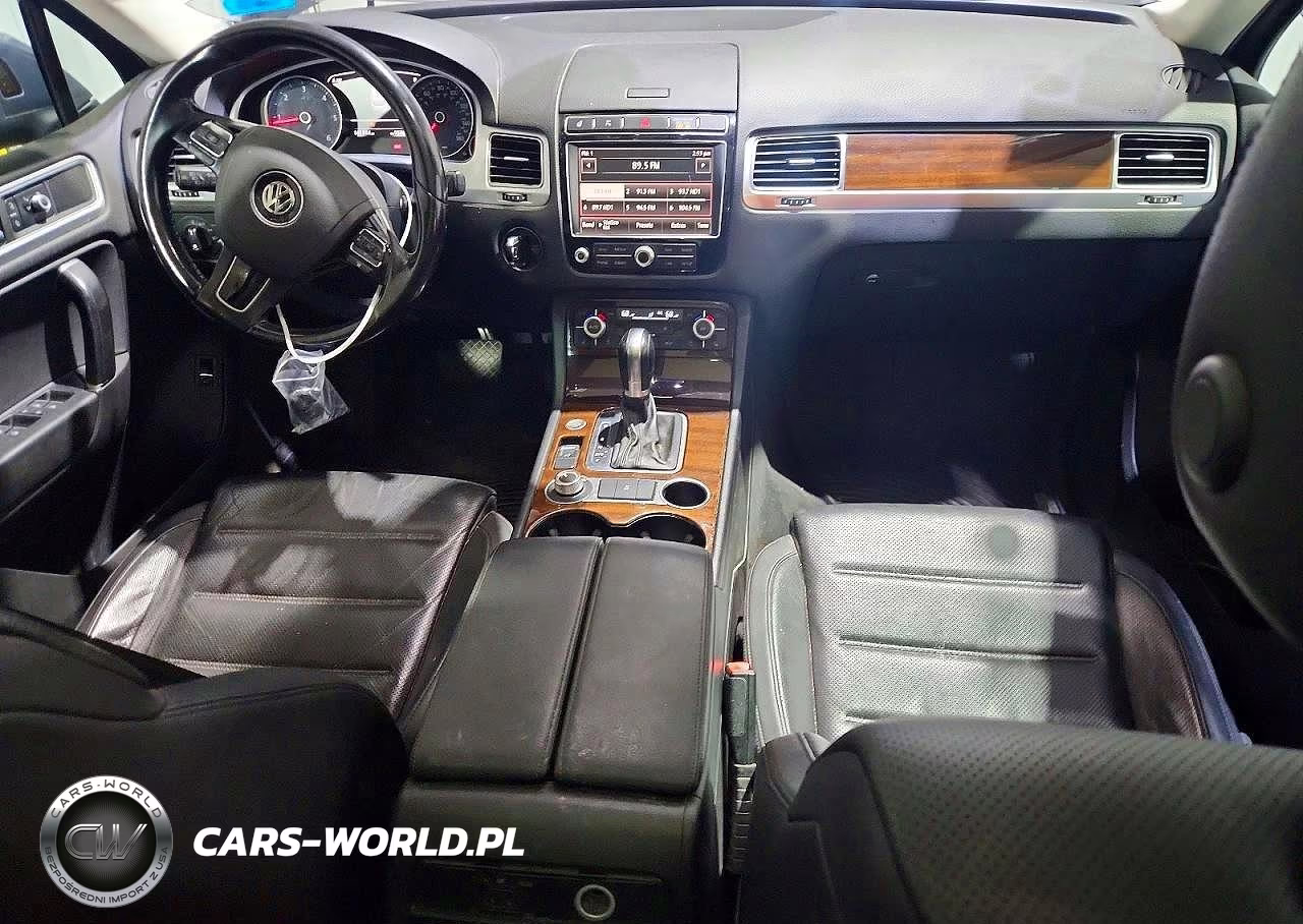 2016 Volkswagen Touareg Tdi VIN:WVGEP9BP0GD001972 - 8