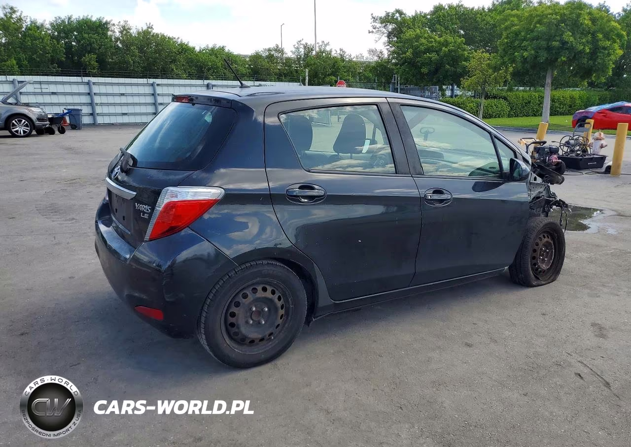 2013 Toyota Yaris 5-Door Le VIN:JTDKTUD38DD549276 - 3