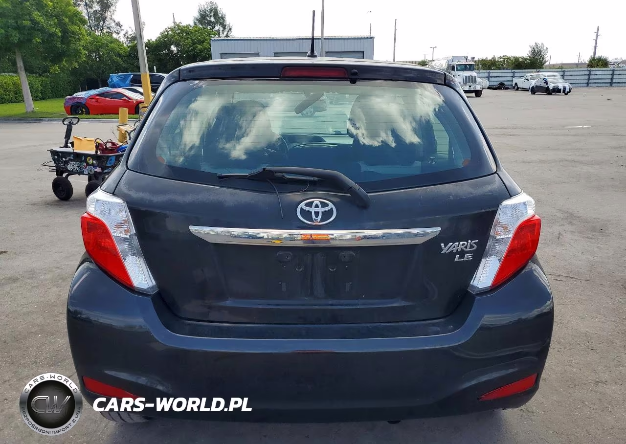 2013 Toyota Yaris 5-Door Le VIN:JTDKTUD38DD549276 - 6