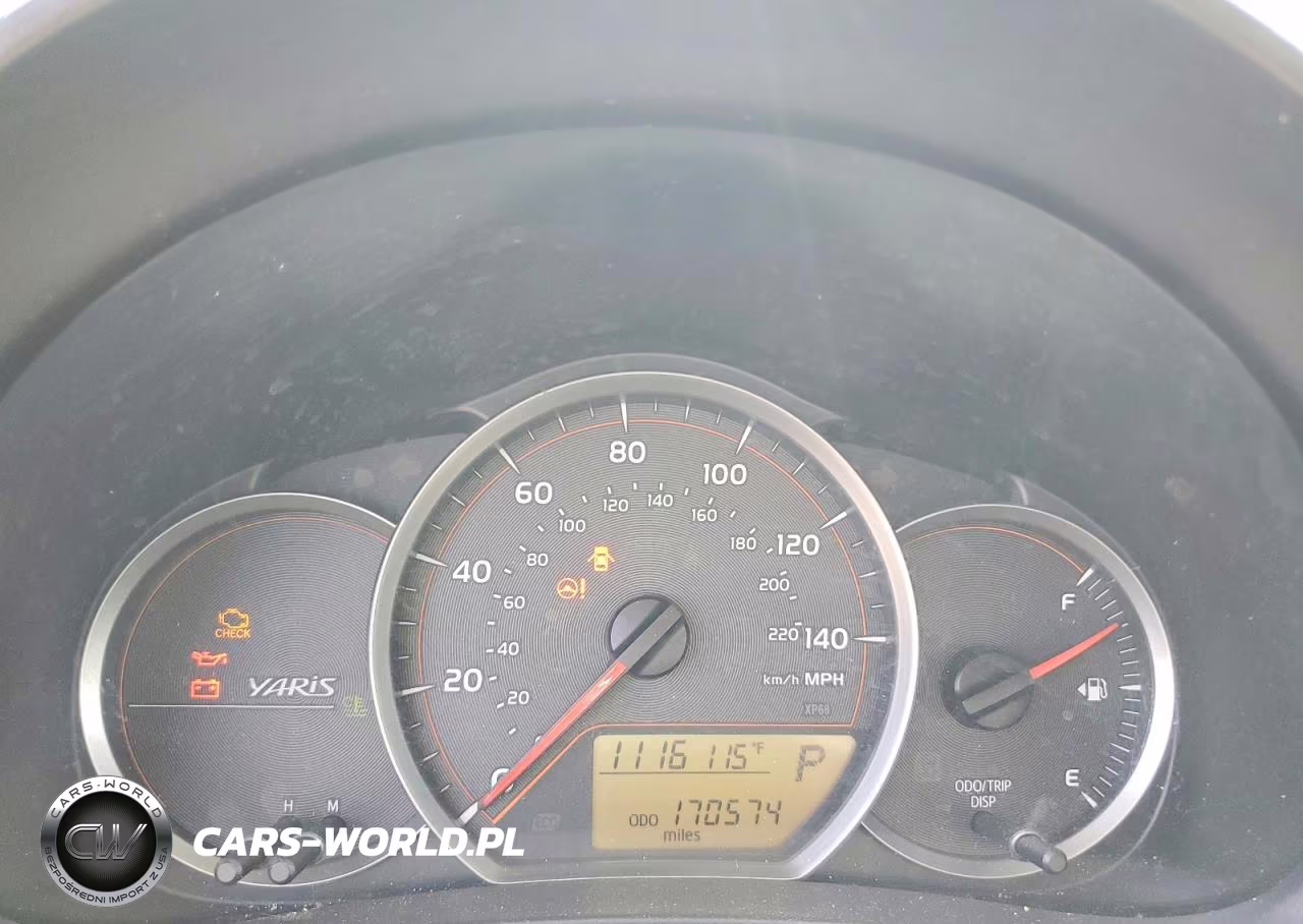 2013 Toyota Yaris 5-Door Le VIN:JTDKTUD38DD549276 - 9