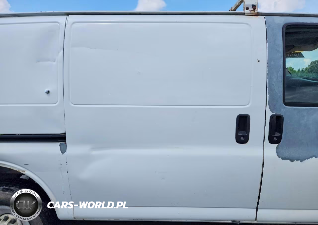 2003 Chevrolet Express G2500 VIN:1GCGG25U231218649 - 11
