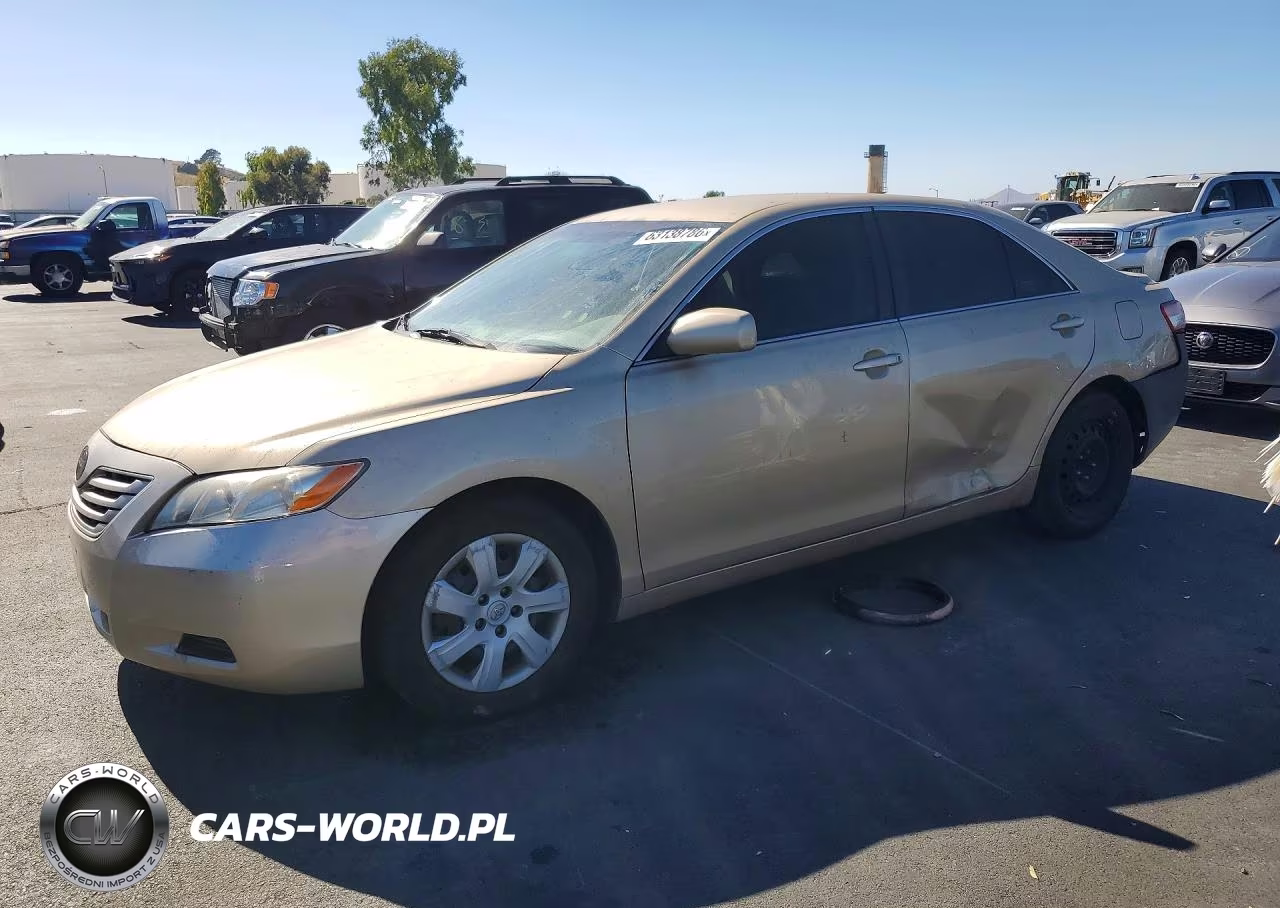 2010 Toyota Camry Base – zdjęcie 1 z 12