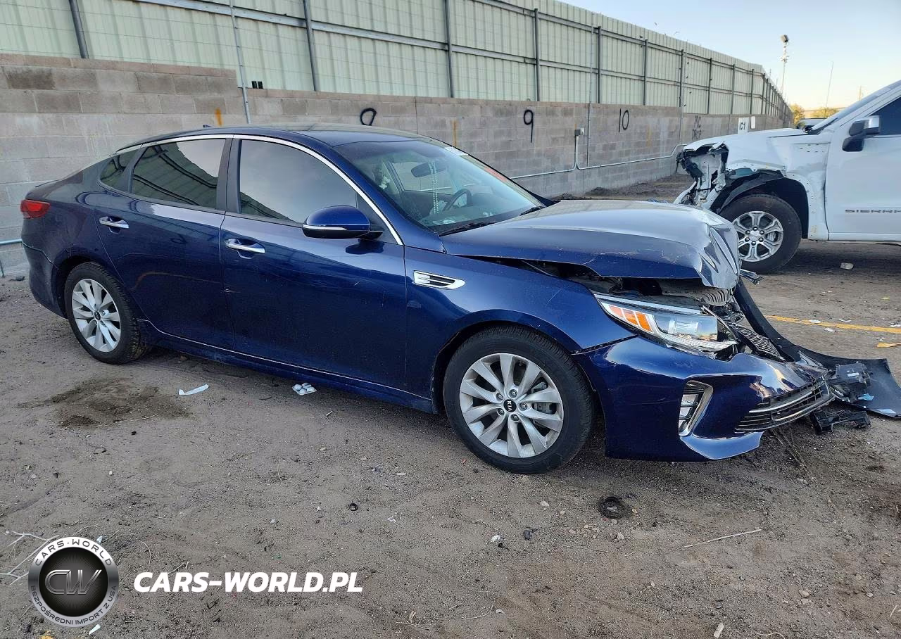 2018 Kia Optima S VIN:5XXGT4L32JG219576 - 4