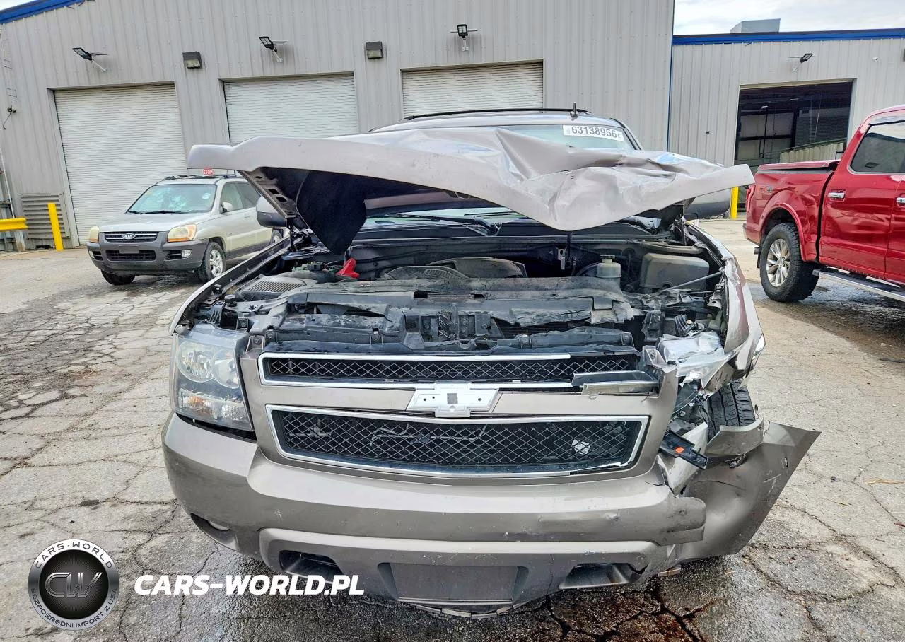 2013 Chevrolet Suburban K1500 Lt VIN:1GNSKJE74DR322888 - 5