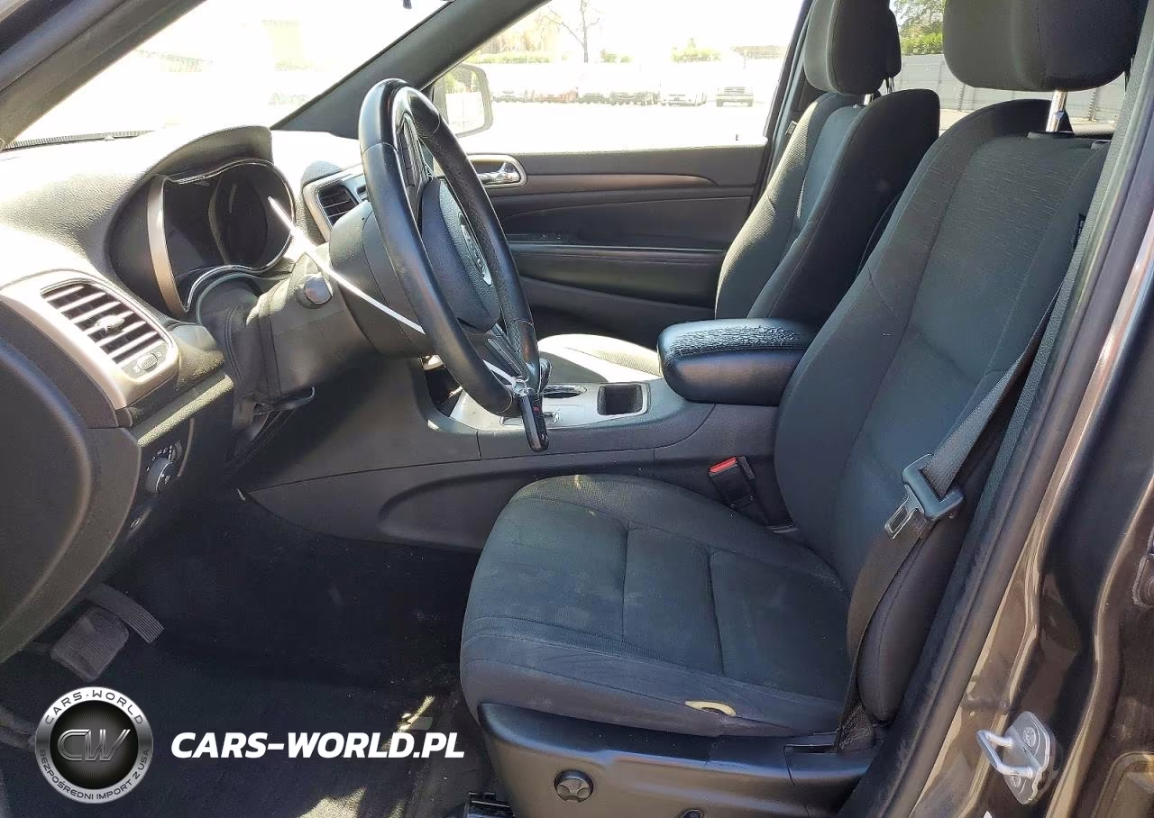 2014 Jeep Grand Cherokee Laredo VIN:1C4RJEAGXEC317268 - 7
