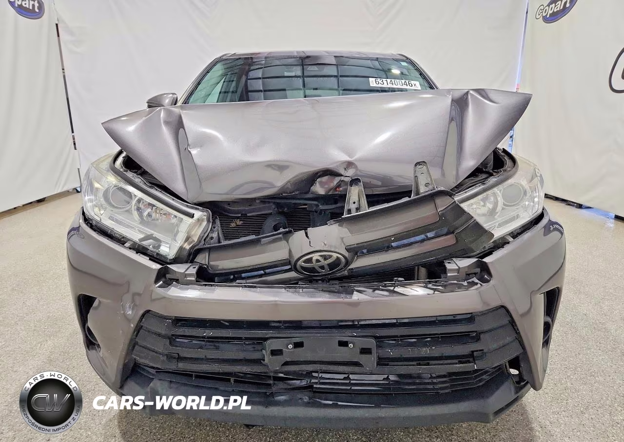 2019 Toyota Highlander Le VIN:5TDZZRFH3KS327376 - 5