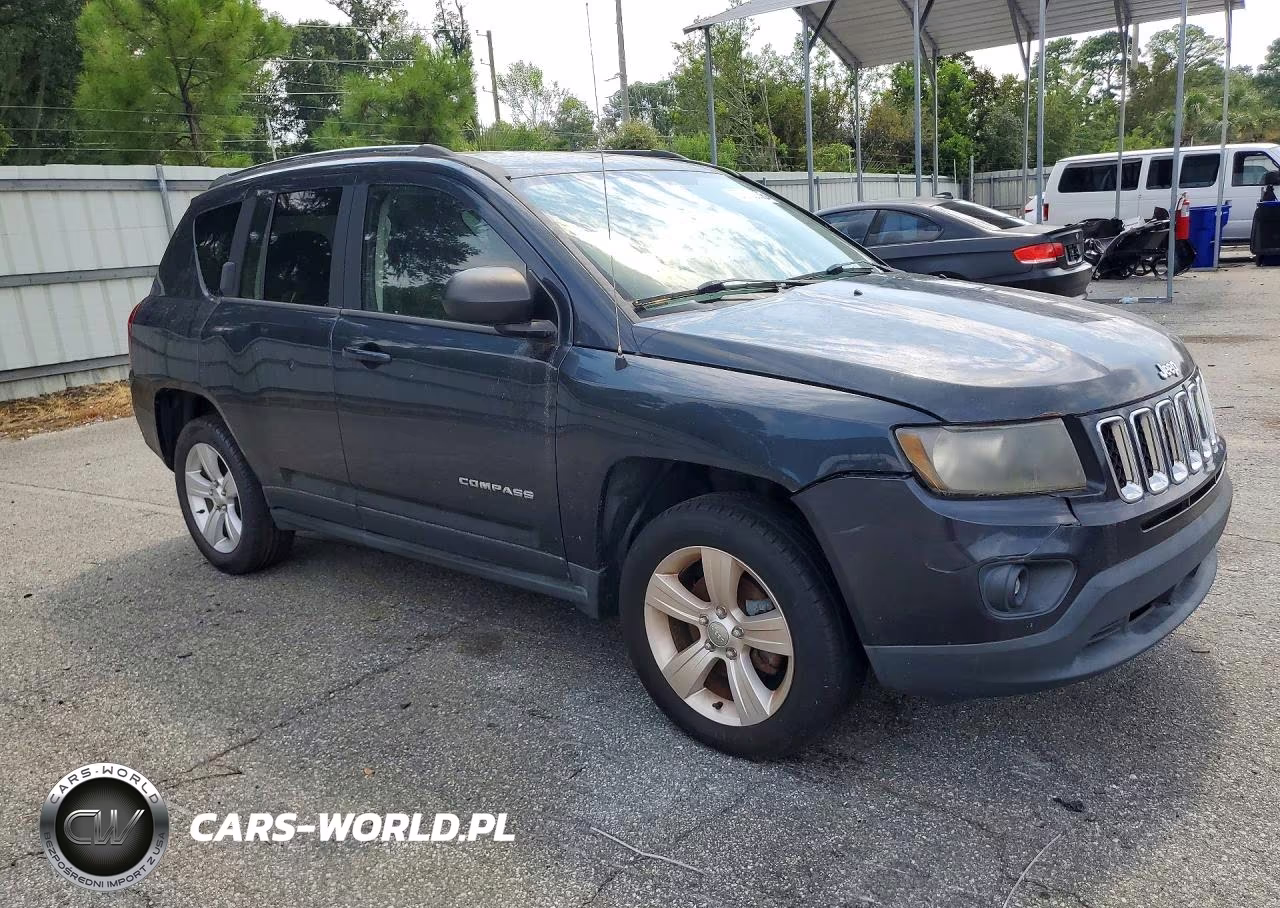 2014 Jeep Compass Sport VIN:1C4NJCBA0ED666124 - 4