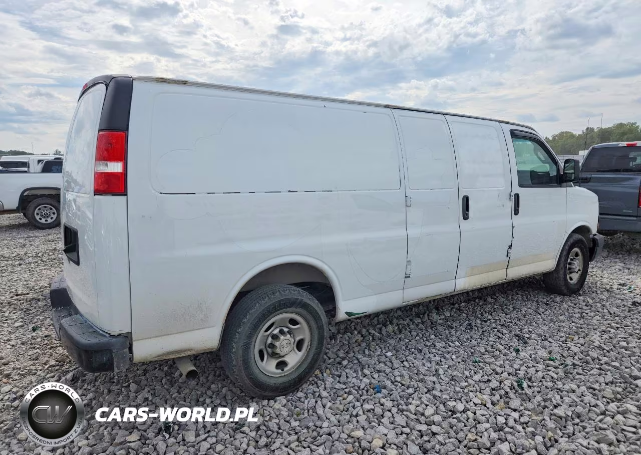 2020 Chevrolet Express G2500 VIN:1GCWGBFG1L1122239 - 3