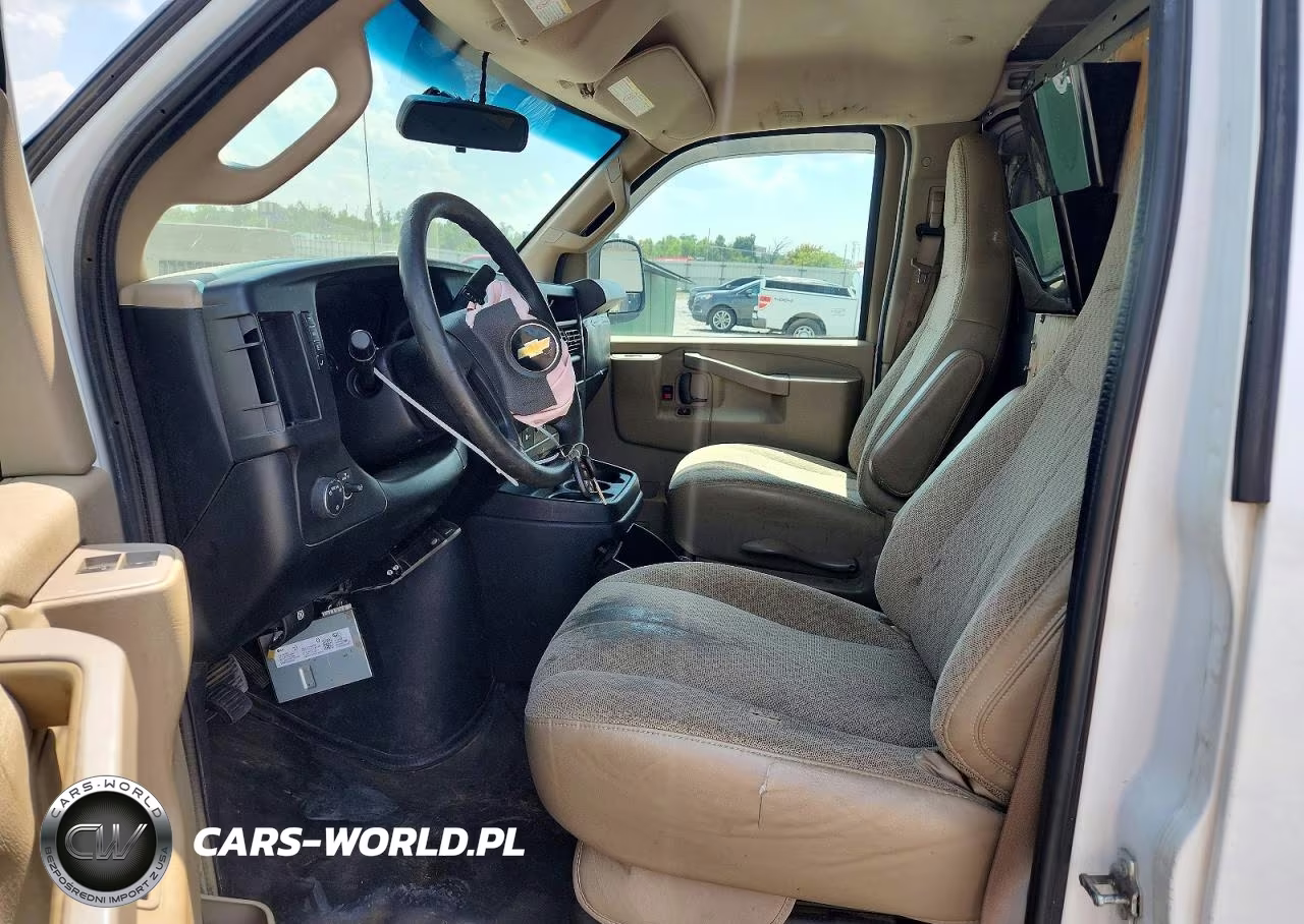 2020 Chevrolet Express G2500 VIN:1GCWGBFG1L1122239 - 7