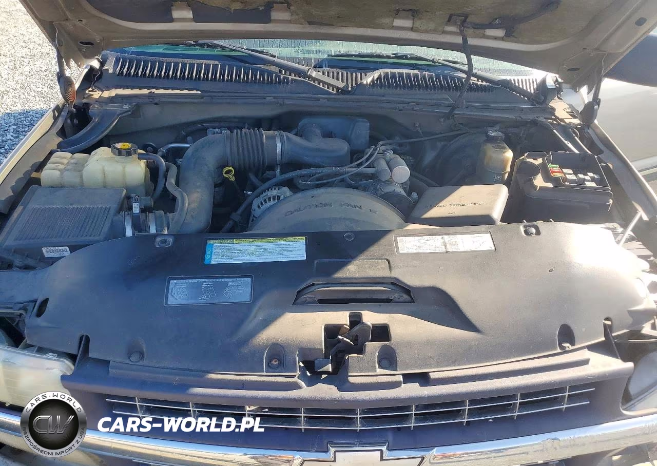 2000 Chevrolet Silverado C1500 VIN:1GCEC14W5YZ348563 - 11