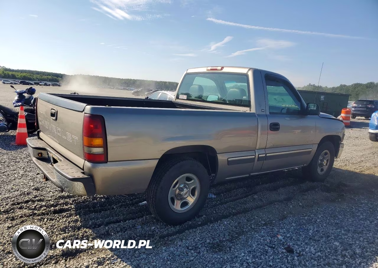 2000 Chevrolet Silverado C1500 VIN:1GCEC14W5YZ348563 - 3