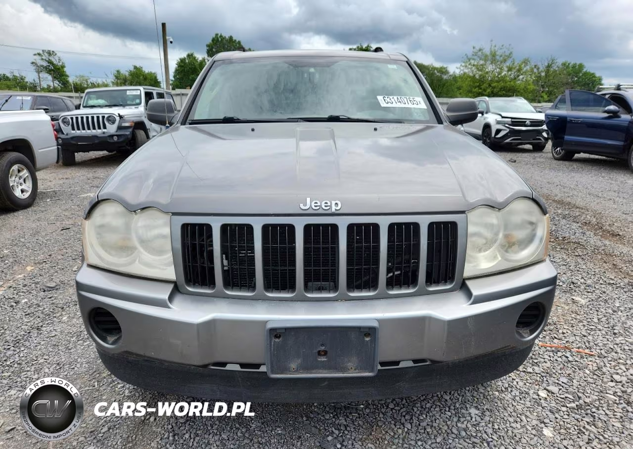 2007 Jeep Grand Cherokee Laredo VIN:1J8HR48N17C565889 - 5