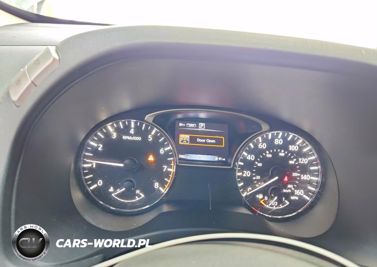 2018 Nissan Pathfinder S VIN:5N1DR2MM7JC661102 - 9