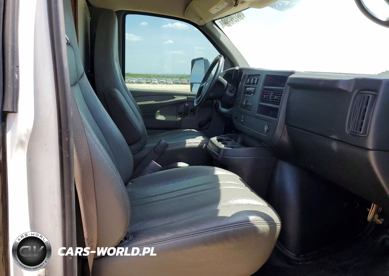 2012 Chevrolet Express Box Truck VIN:1GB3G3CG1C1183530 - 10