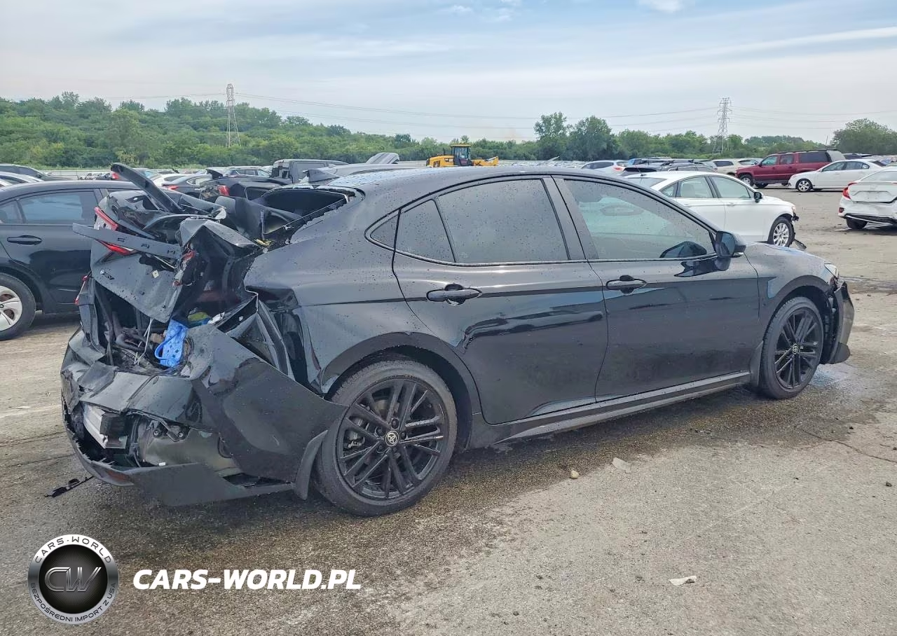 2026 Toyota Camry Se VIN:4T1DAACK5TU229283 - 3