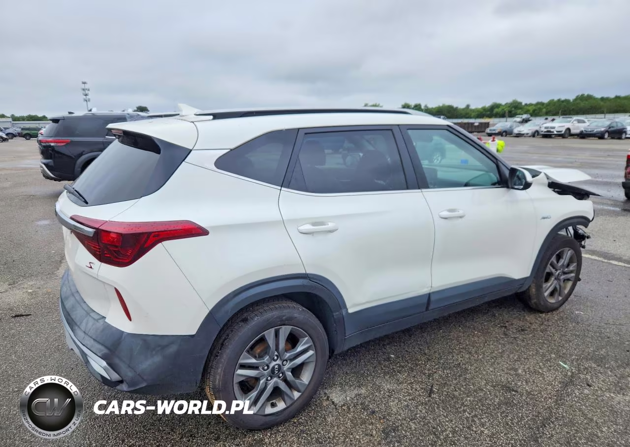 2021 Kia Seltos S VIN:KNDEUCAA7M7133953 - 3