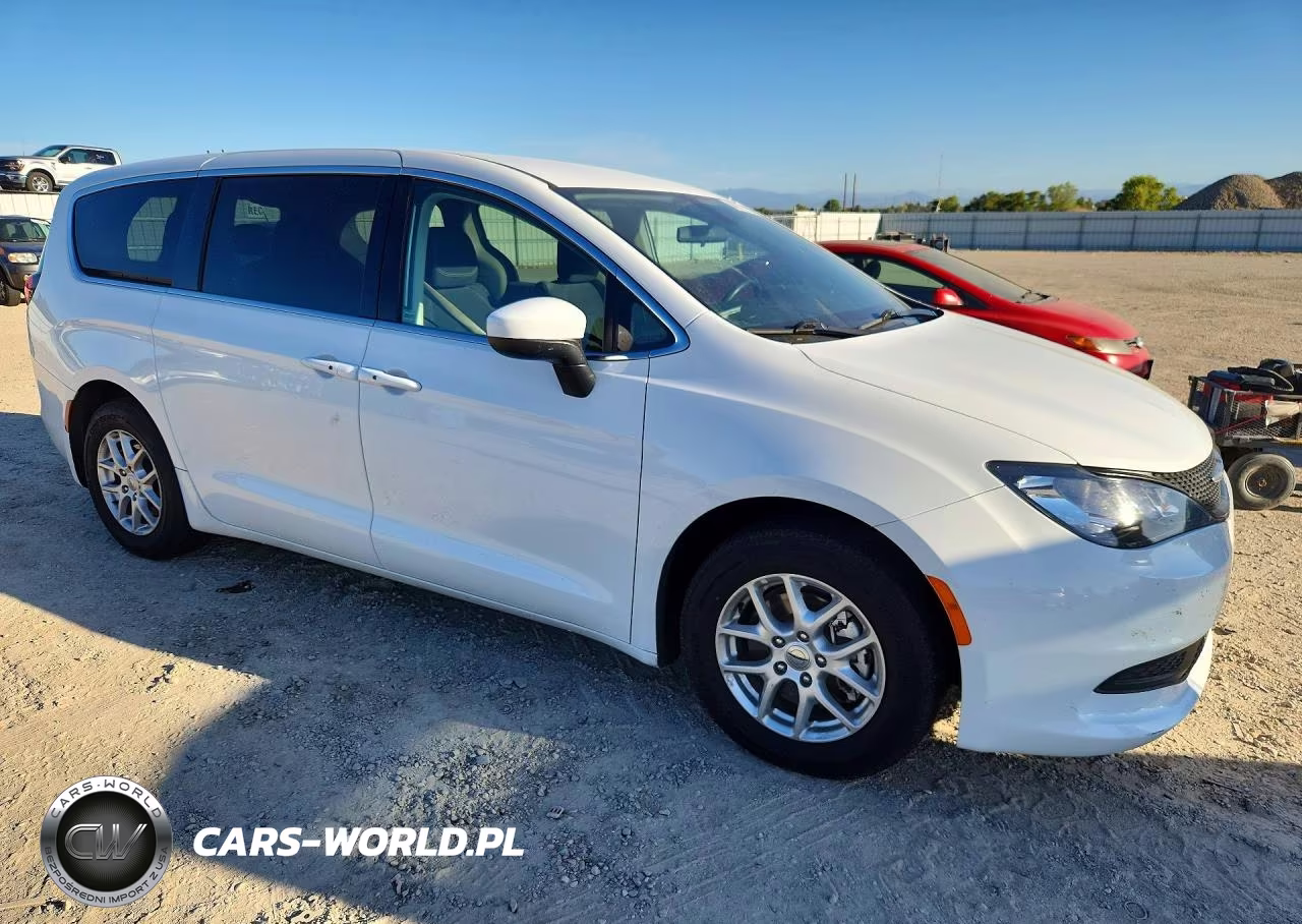 2022 Chrysler Voyager Lx VIN:2C4RC1CG1NR159250 - 4