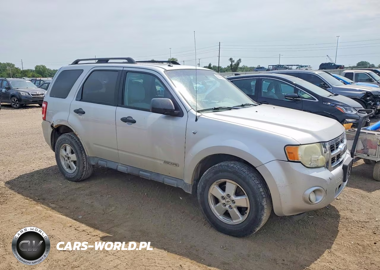 2008 Ford Escape Xlt VIN:1FMCU93138KB29064 - 4