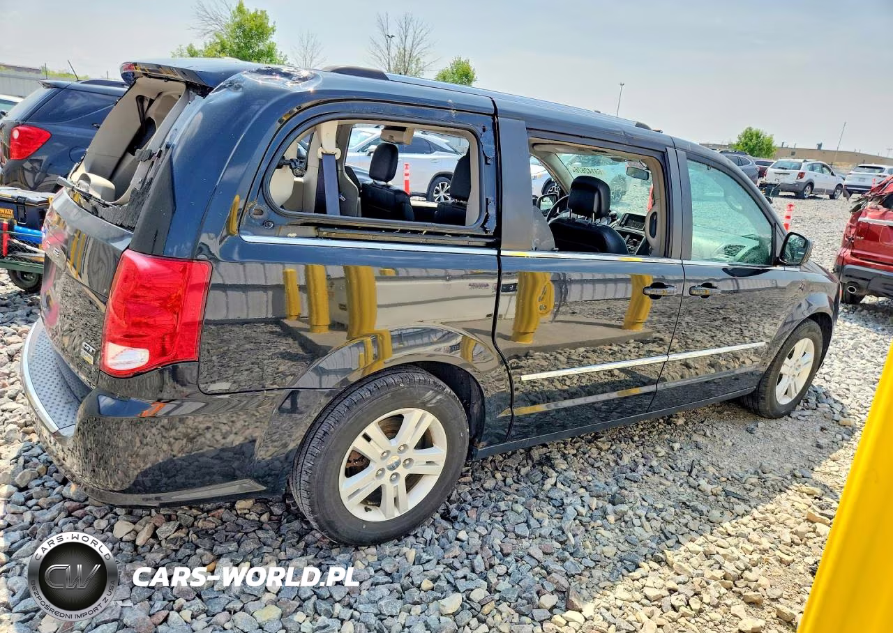 2015 Dodge Grand Caravan Crew VIN:2C4RDGDG0FR598777 - 3