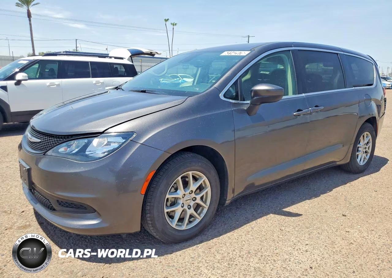 2023 Chrysler Voyager Lx – zdjęcie 1 z 13