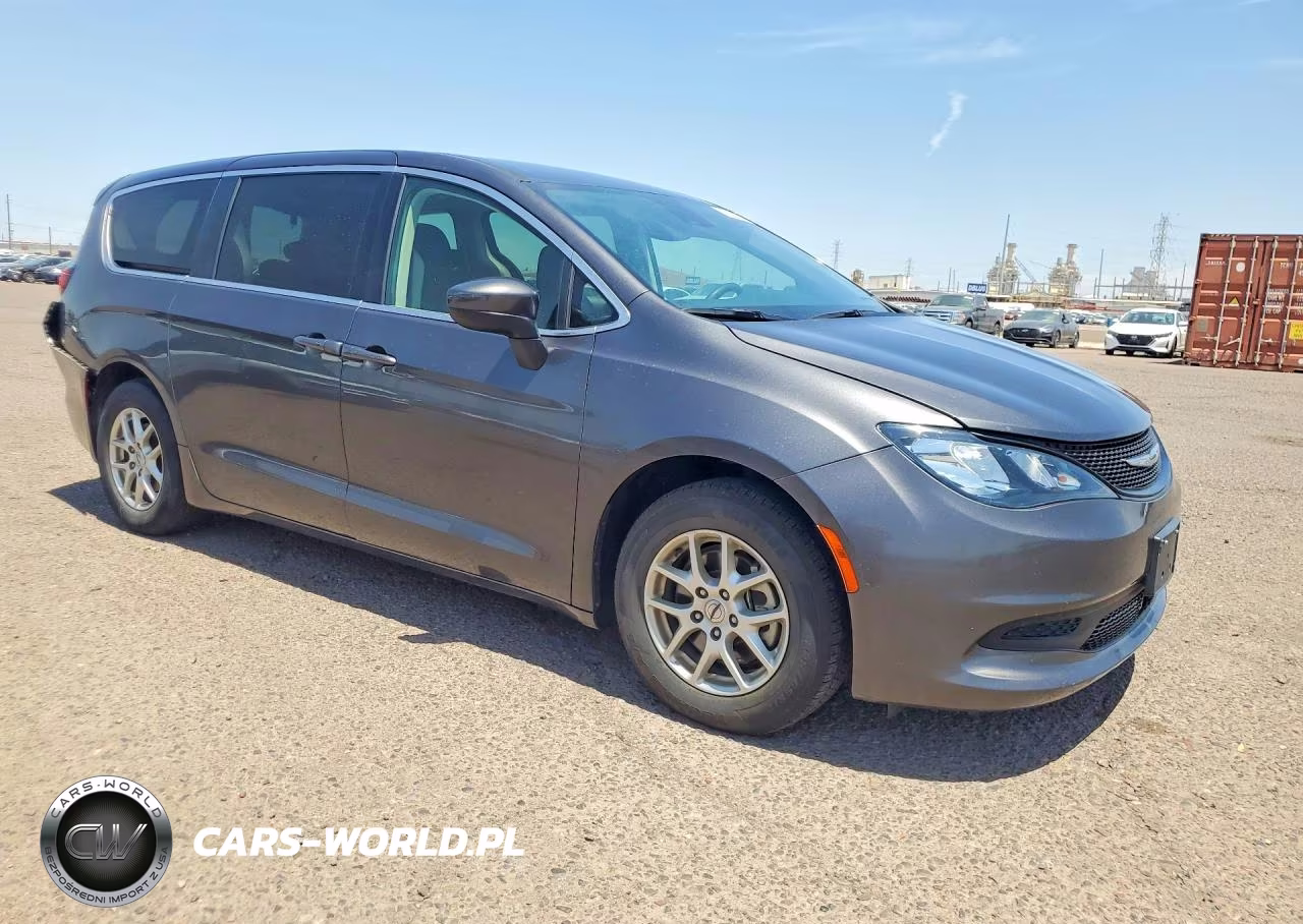 2023 Chrysler Voyager Lx VIN:2C4RC1CG8PR528964 - 4