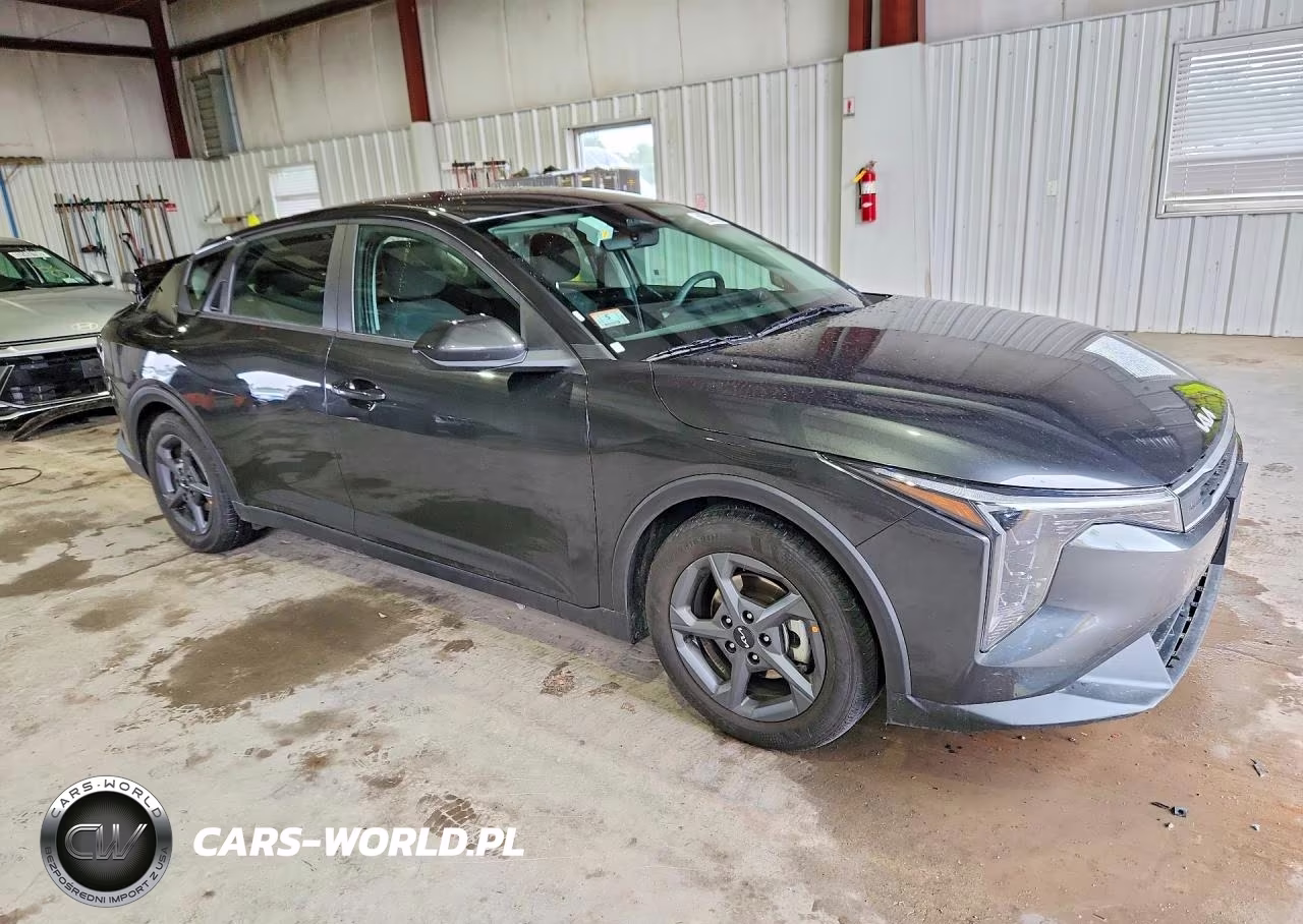 2026 Kia K4 Lxs VIN:3KPFT4DE5TE328167 - 4